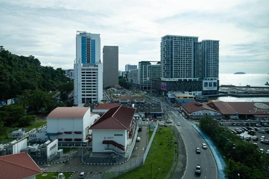 Jq#05 View Slide Loftbed 2r1b 5pax Near Suria Mall, Gaya St, Sicc Apartment *